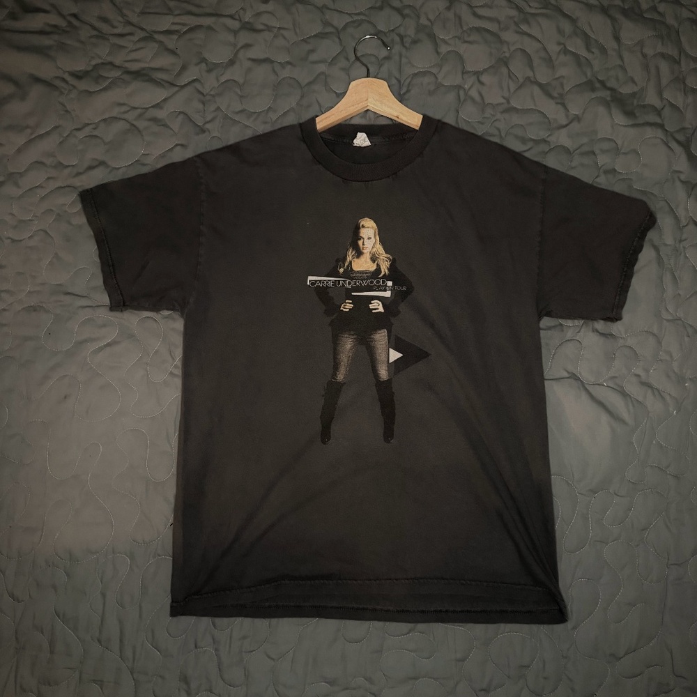 💫🎶 Carrie Underwood Graphic Tee – Main Character Energy 🎶💫